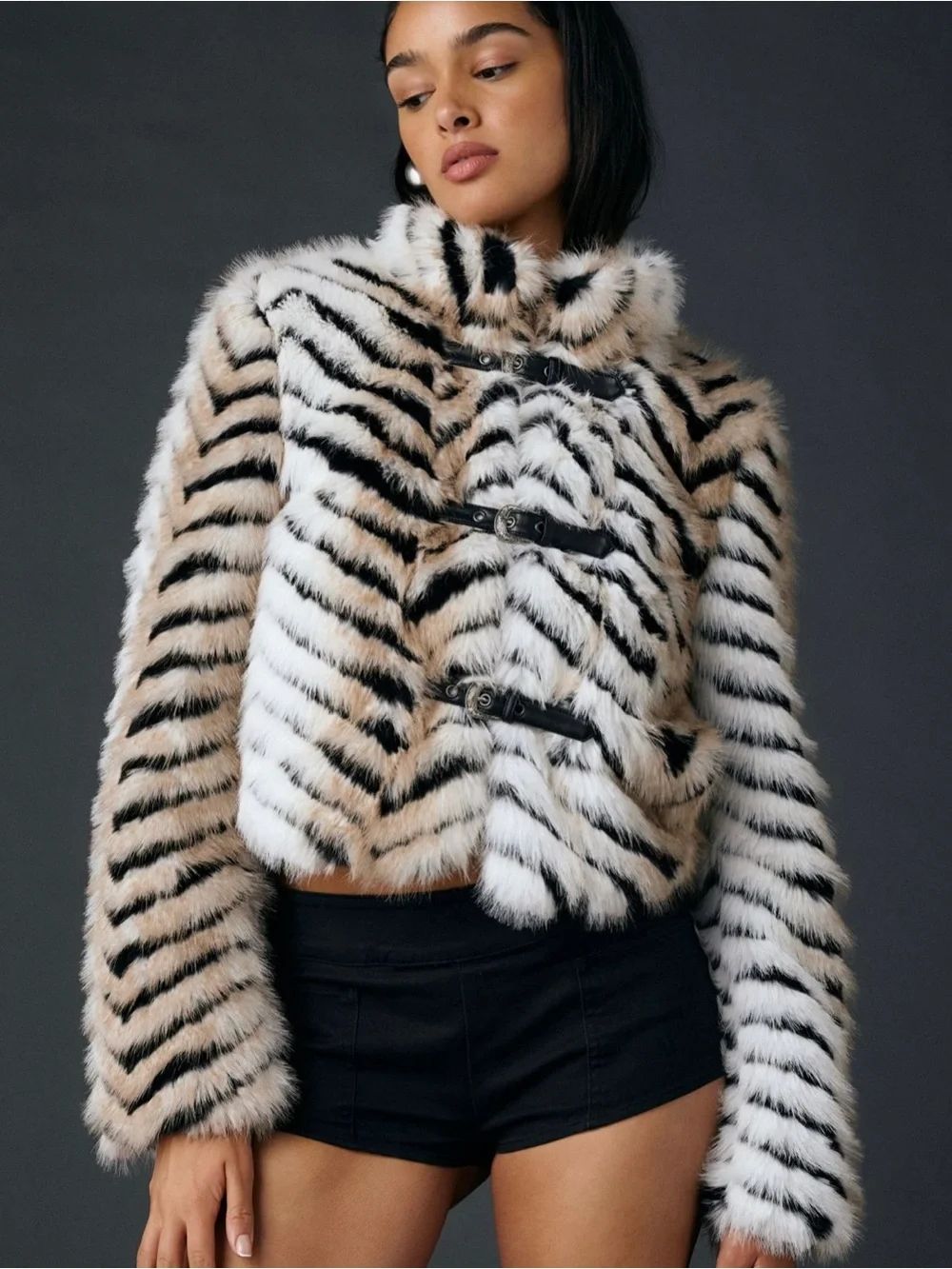 Azalea Wang Argyll Faux Fur Animal Print Coat Western Buckle Cropped Jacket - Picture 16 of 16